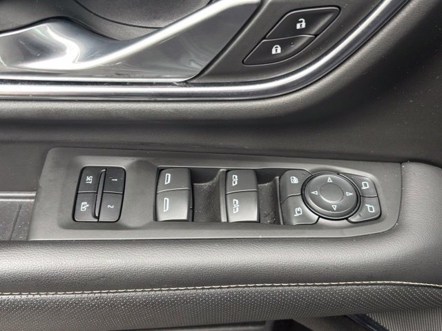Used 2022 GMC Yukon SLT w/ SLT Premium Package AWD/4WD image 32