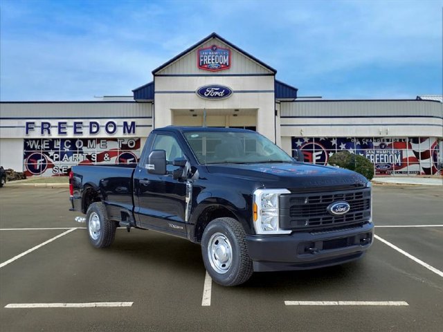 New 2025 Ford F250 XL w/ 360-Degree Camera Package RWD 360° Tour