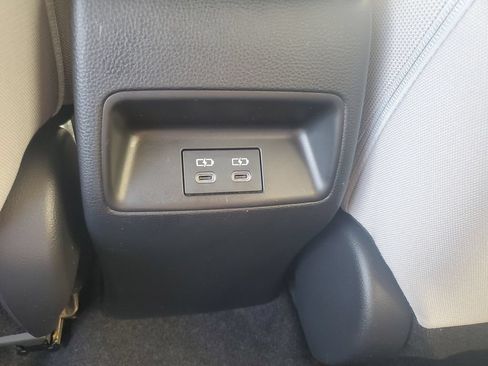 Used 2023 Toyota Corolla LE FWD image 17