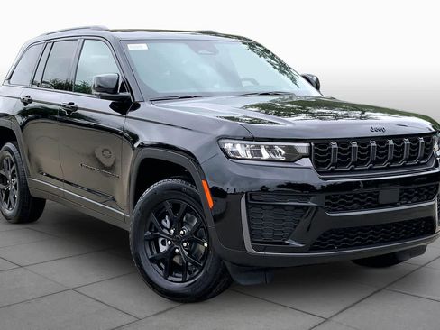 New 2026 Jeep Grand Cherokee Altitude RWD image 2
