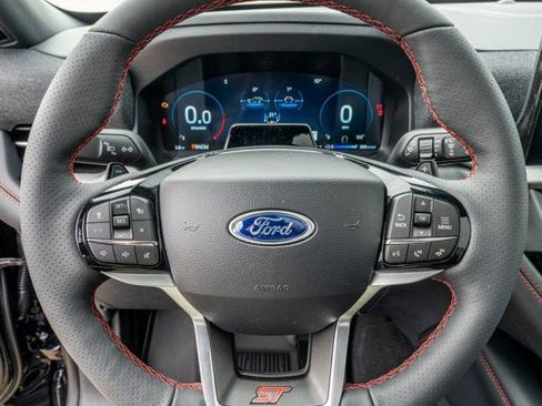 New 2026 Ford Explorer ST image 39