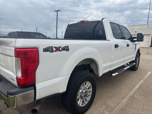 Used 2018 Ford F250 XLT AWD/4WD image 5