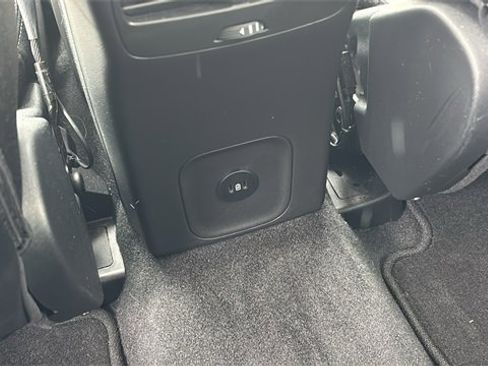 Used 2024 Ford Escape Platinum w/ Premium Technology Package image 7