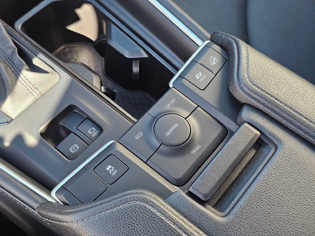 Used 2024 Toyota Grand Highlander AWD Hybrid image 33