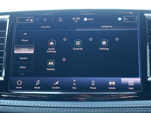 Used 2025 Chrysler Pacifica Limited FWD image 25