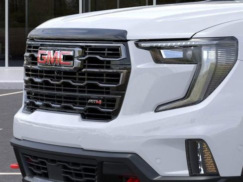 New 2026 GMC Acadia AT4 w/ Luxury Package image 13