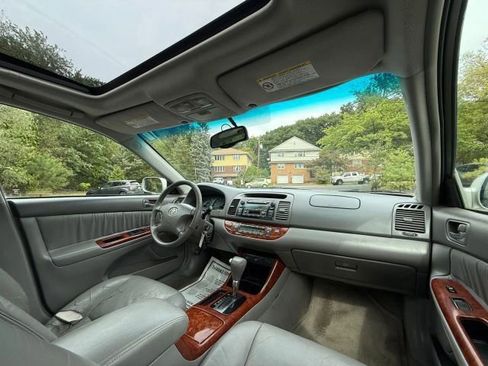 Used 2002 Toyota Camry XLE image 27