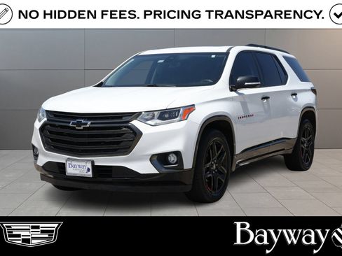 Used 2019 Chevrolet Traverse Premier w/ Redline Edition FWD image 1
