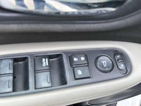 Used 2022 Honda HR-V LX image 19