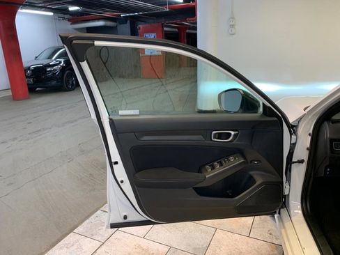 Used 2022 Honda Civic Sport image 13