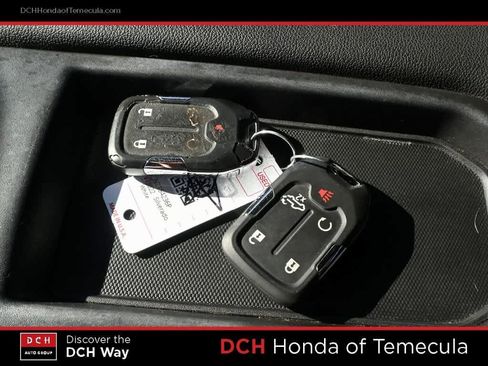 Used 2022 Chevrolet Silverado 1500 LT w/ Safety Package image 15