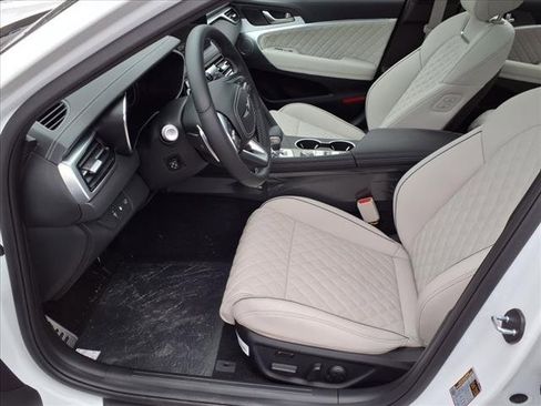 Used 2025 Genesis G70 3.3T Advanced w/ Sport Prestige Package image 5