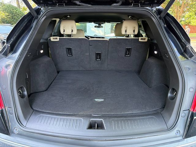 Used 2017 Cadillac XT5 FWD image 18