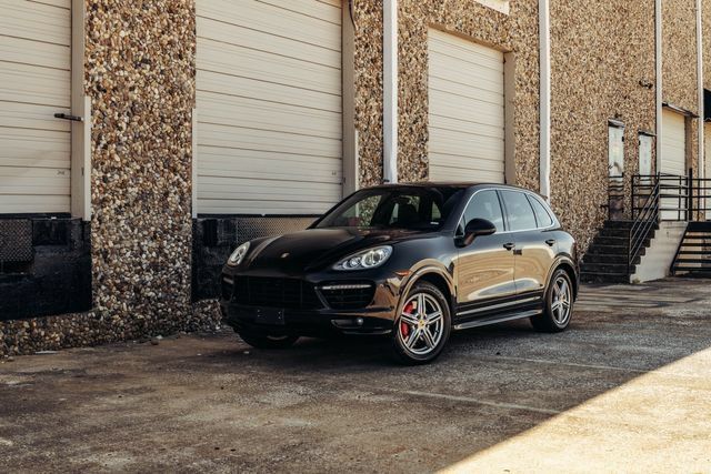 Used 2012 Porsche Cayenne Turbo AWD/4WD image 31