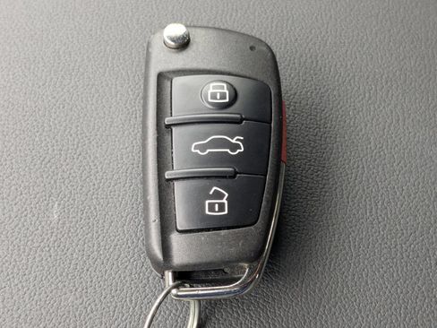 Used 2024 Audi Q3 2.0T Premium AWD/4WD image 40