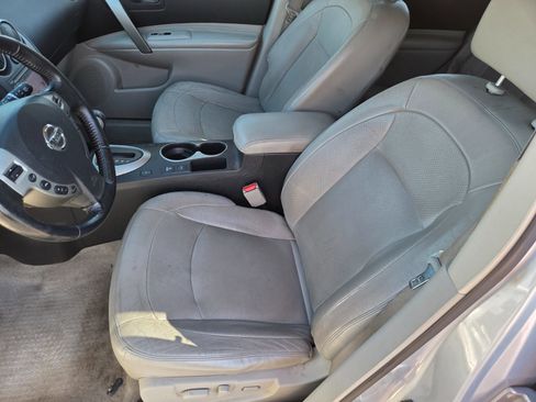 Used 2013 Nissan Rogue SL AWD/4WD image 9