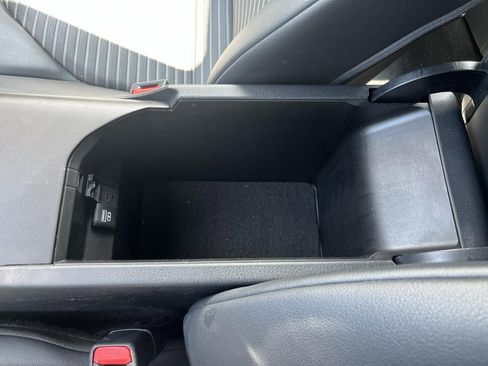 Used 2023 Toyota Camry SE FWD image 36