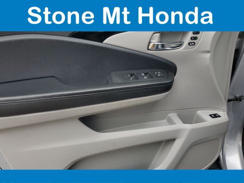 Used 2017 Honda Pilot Touring image 22