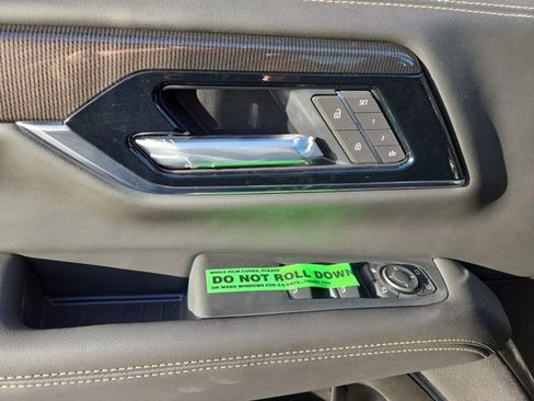 New 2026 GMC Yukon XL Elevation image 14