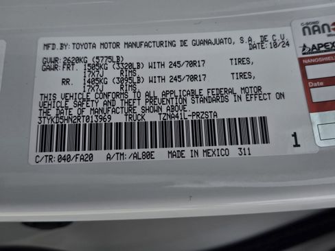 Used 2024 Toyota Tacoma SR image 29