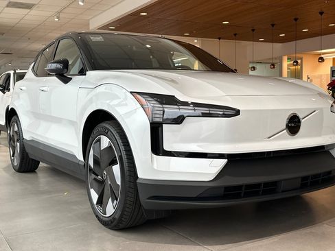 New 2026 Volvo EX30 Plus image 9