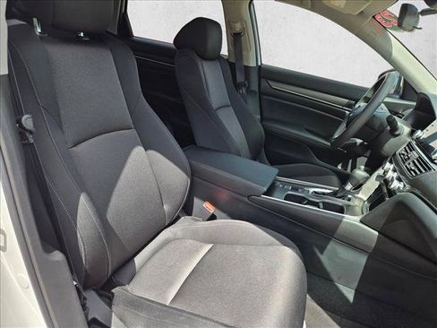 Used 2022 Honda Accord LX image 19