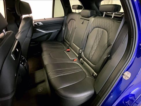 Used 2024 BMW X5 M60i image 21