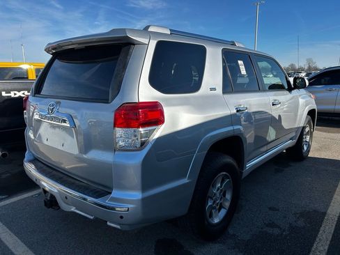 Used 2013 Toyota 4Runner SR5 image 3