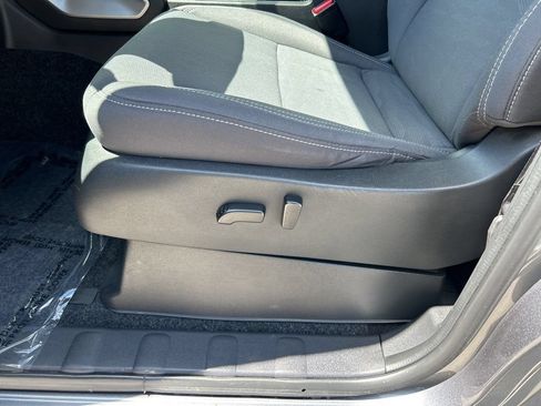 Certified 2023 Nissan Frontier SV w/ SV Convenience Package RWD image 18