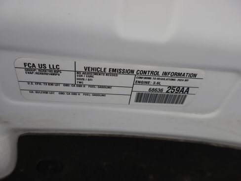 Used 2024 Chrysler Pacifica Touring-L image 20