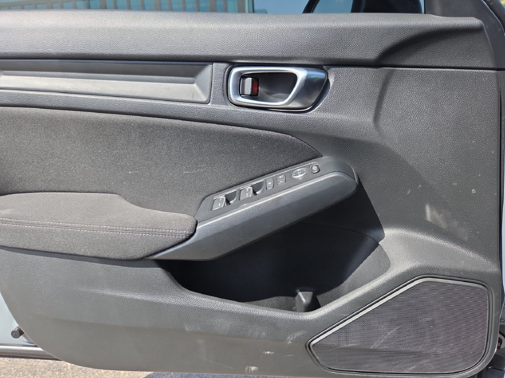 Used 2025 Honda Civic Sport image 15