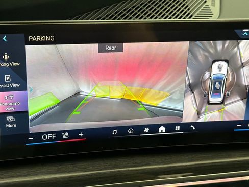 New 2026 BMW 740i image 23