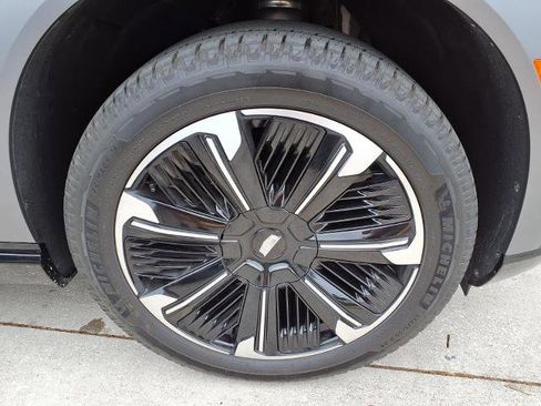 New 2026 Cadillac Escalade IQL Sport 1 AWD/4WD image 7