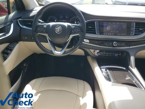 Used 2024 Buick Enclave Essence w/ Technology Package FWD image 18