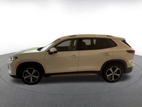 Used 2026 Volkswagen Tiguan SE FWD image 8