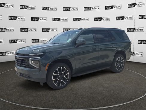 Used 2026 Chevrolet Tahoe RST w/ Comfort Package image 2