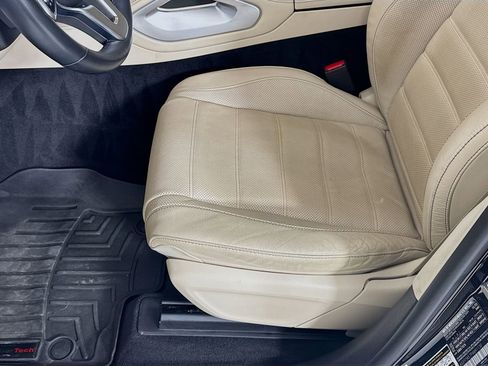 Used 2023 Mercedes-Benz GLS 450 4MATIC image 18