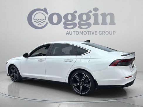 Certified 2025 Honda Accord Sport image 3