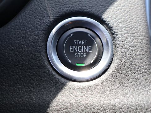 Used 2023 Cadillac XT4 Sport image 49