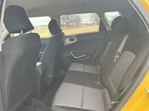 Used 2020 Kia Soul LX image 8
