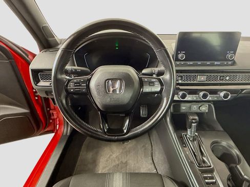 Used 2022 Honda Civic Sport image 11