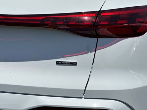 New 2025 Audi Q5 Premium Plus image 23