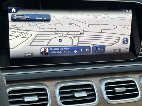 New 2026 Mercedes-Benz GLS 580 4MATIC image 30