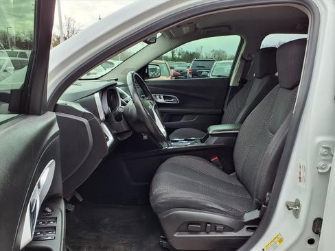 Used 2017 Chevrolet Equinox LT w/ Convenience Package image 15