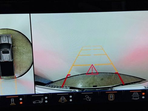 Used 2024 GMC Sierra 2500 Denali Ultimate image 17