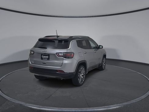 Used 2022 Jeep Compass Limited w/ Elite Group AWD/4WD image 16