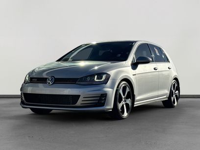 Used 2017 Volkswagen GTI SE