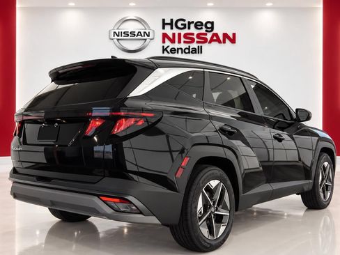 Used 2026 Hyundai Tucson SEL Plus FWD image 3