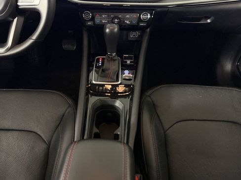 Used 2022 Jeep Compass Trailhawk w/ Trailhawk Elite Group image 17