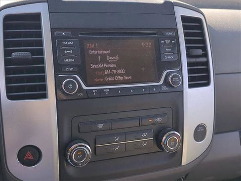 Used 2016 Nissan Frontier SV image 12